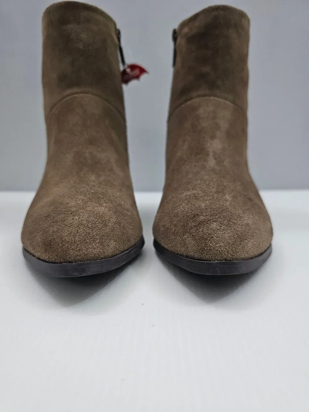 Blondo Arena Waterproof Ankle Boot Womens 9.5 Taupe Suede Pointed Toe Block Heel